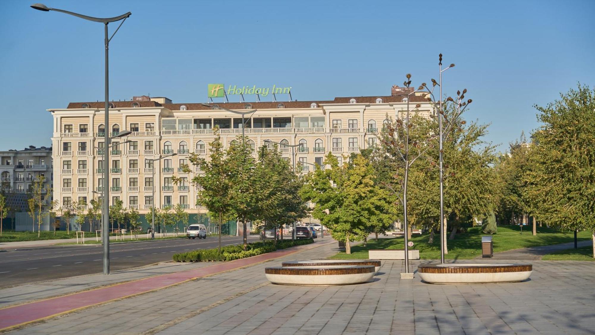 Holiday Inn Tashkent City By Ihg Bagian luar foto