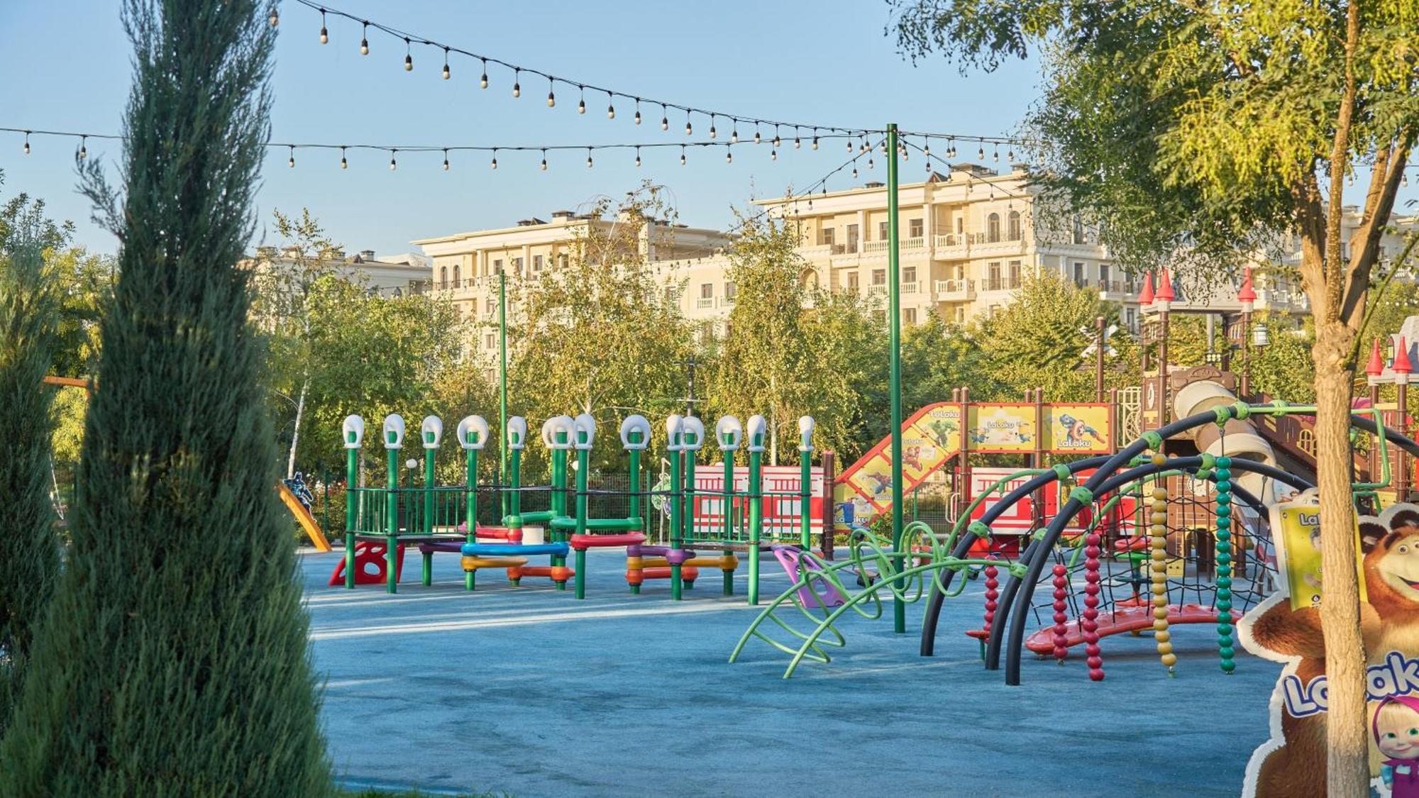 Holiday Inn Tashkent City By Ihg Bagian luar foto