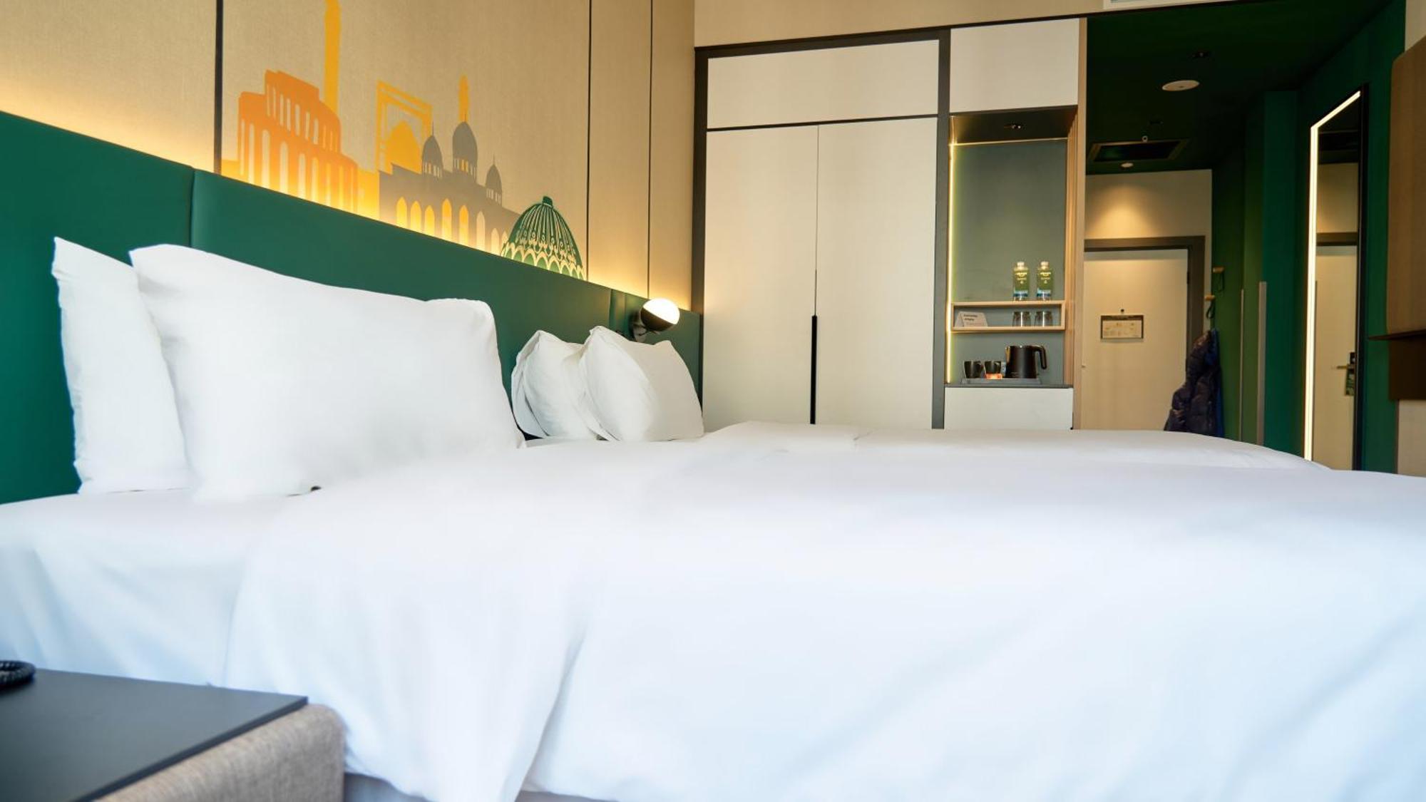 Holiday Inn Tashkent City By Ihg Bagian luar foto