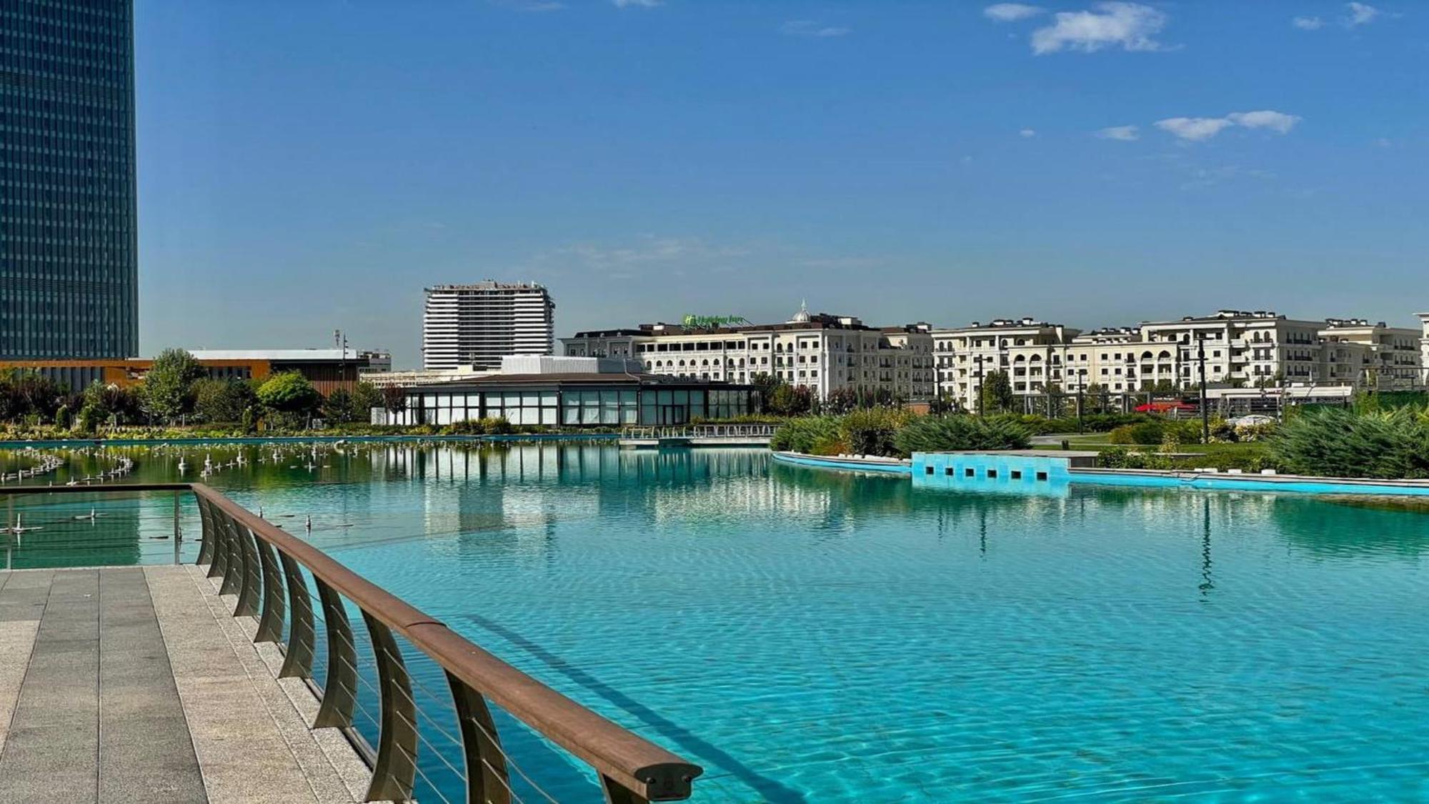 Holiday Inn Tashkent City By Ihg Bagian luar foto
